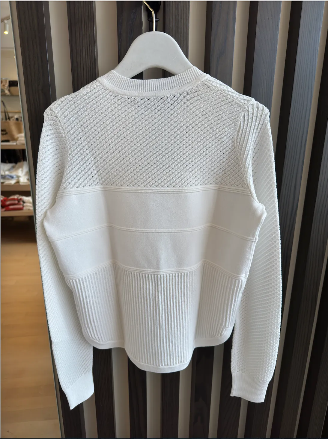 AUTUMN CASHMERE MIXED STITCH SHIRTTAIL CREW