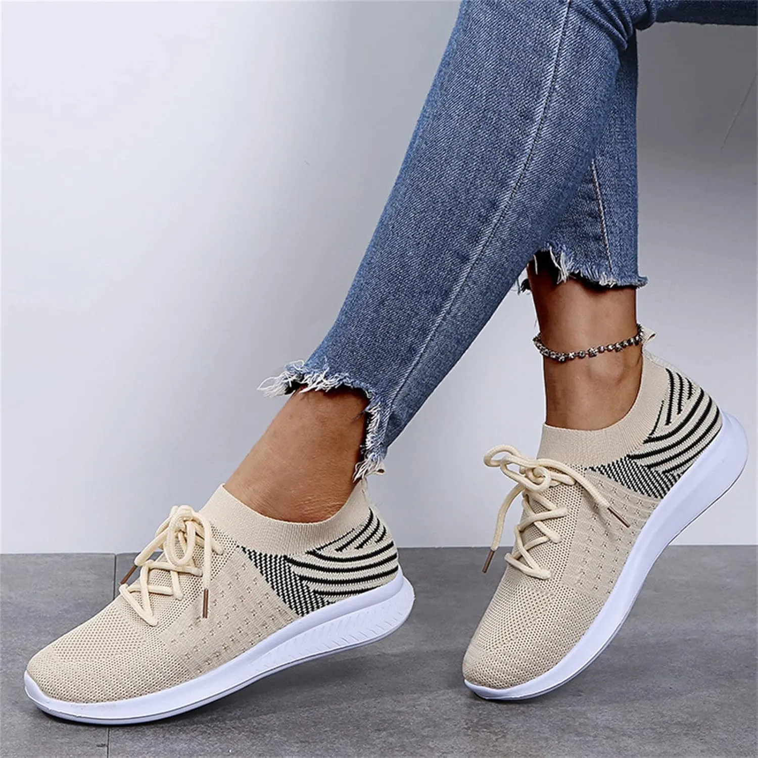 Ladmiple Walking Shoes Women Slip On Lightweight Sneakers Tennis Workout Gym Shoes Non Slip Comfort Fashion Running Shoe