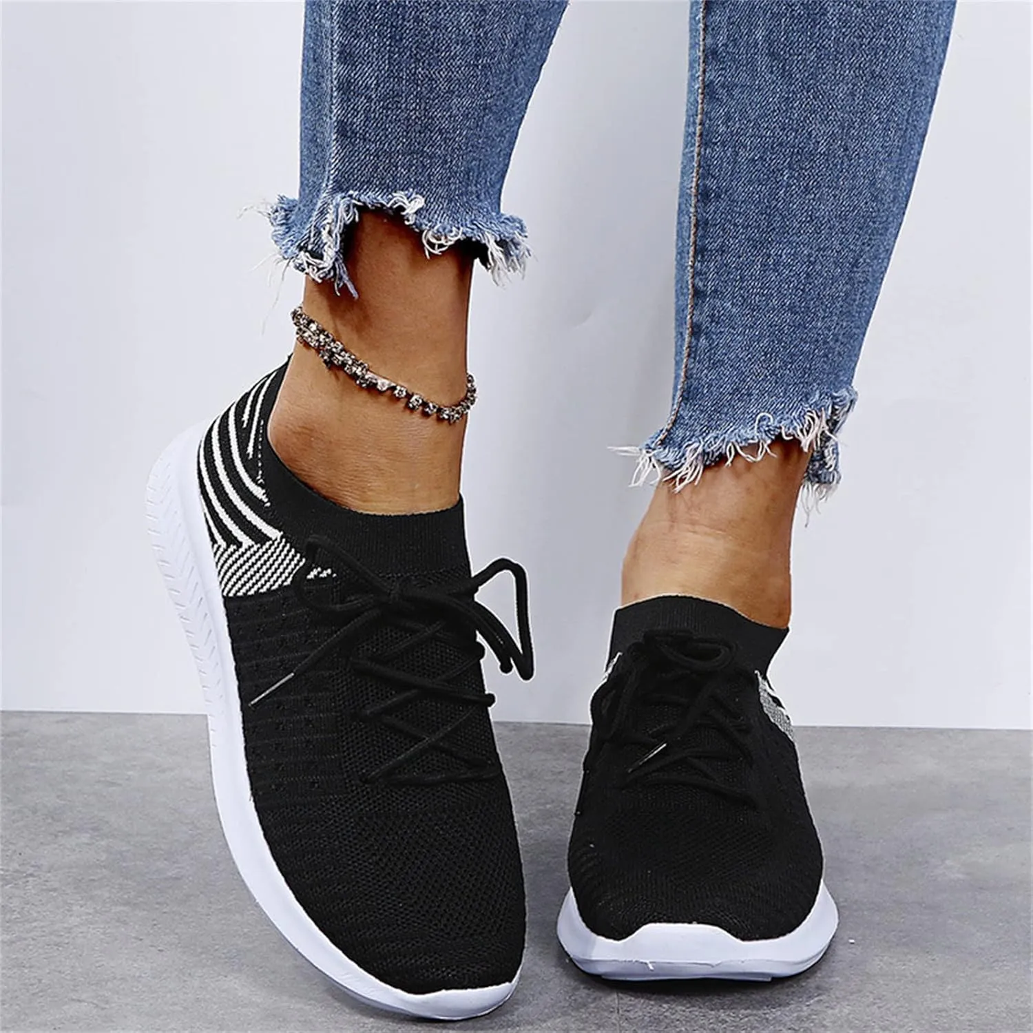 Ladmiple Walking Shoes Women Slip On Lightweight Sneakers Tennis Workout Gym Shoes Non Slip Comfort Fashion Running Shoe