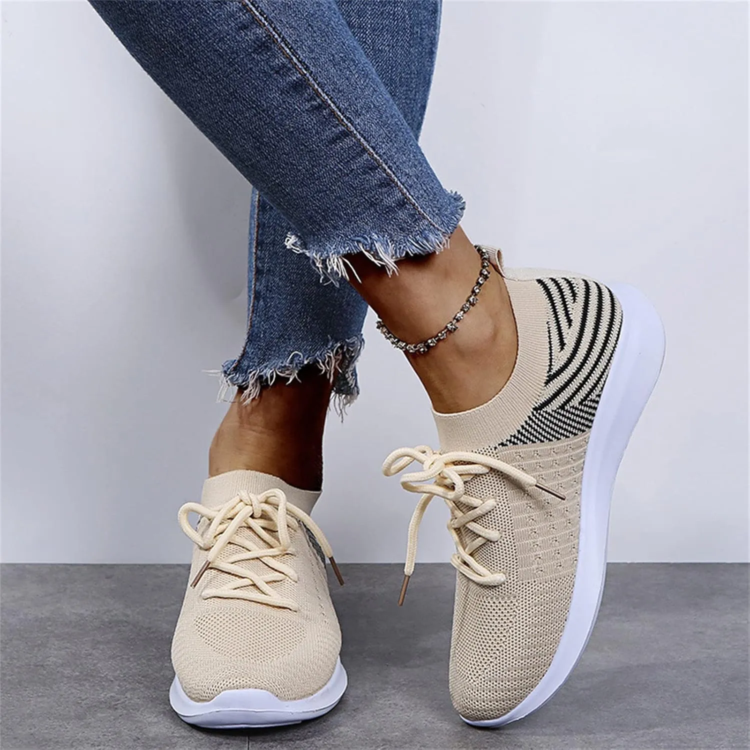 Ladmiple Walking Shoes Women Slip On Lightweight Sneakers Tennis Workout Gym Shoes Non Slip Comfort Fashion Running Shoe