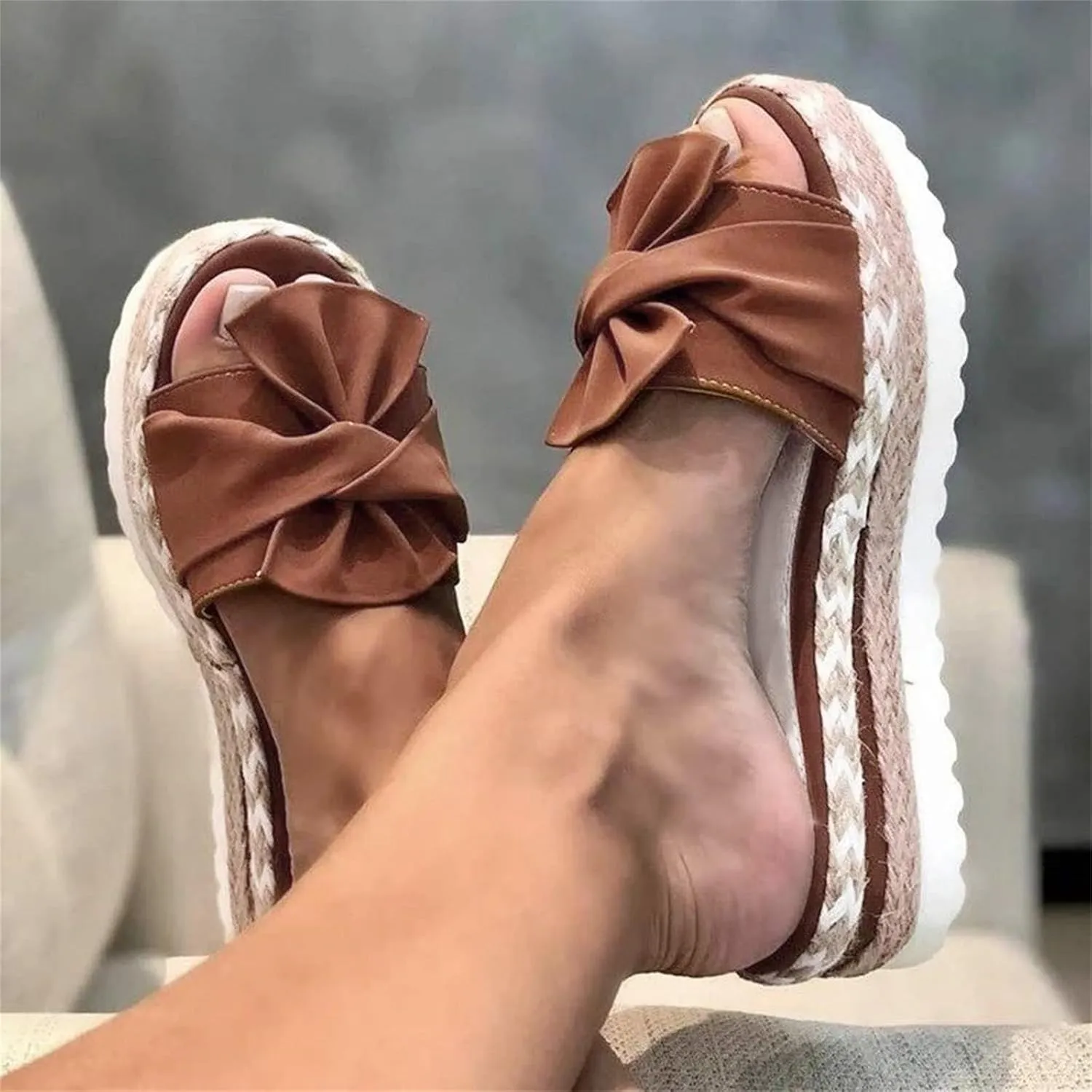 Platform Sandals Women Non Slip Lightweight Wedge Sandals Comfortable Breathable Open Toe Beach Sandal Backless Walking Slippers Fashion Bohemia Slippers