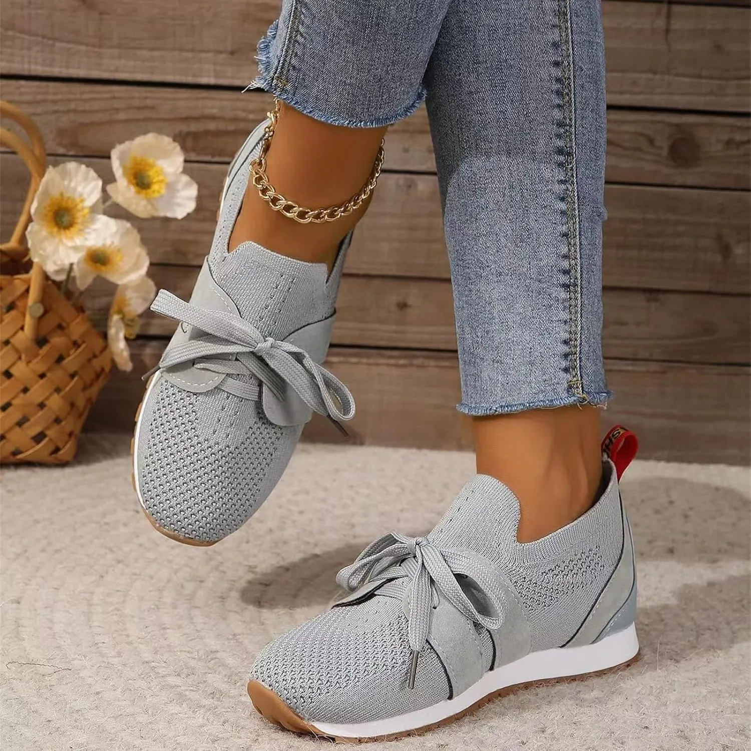Running Shoes For Women Slip-on Walking Shoes Breathable Upper Gym Workout Fashion Sneakers Comfortable Tennis Shoes