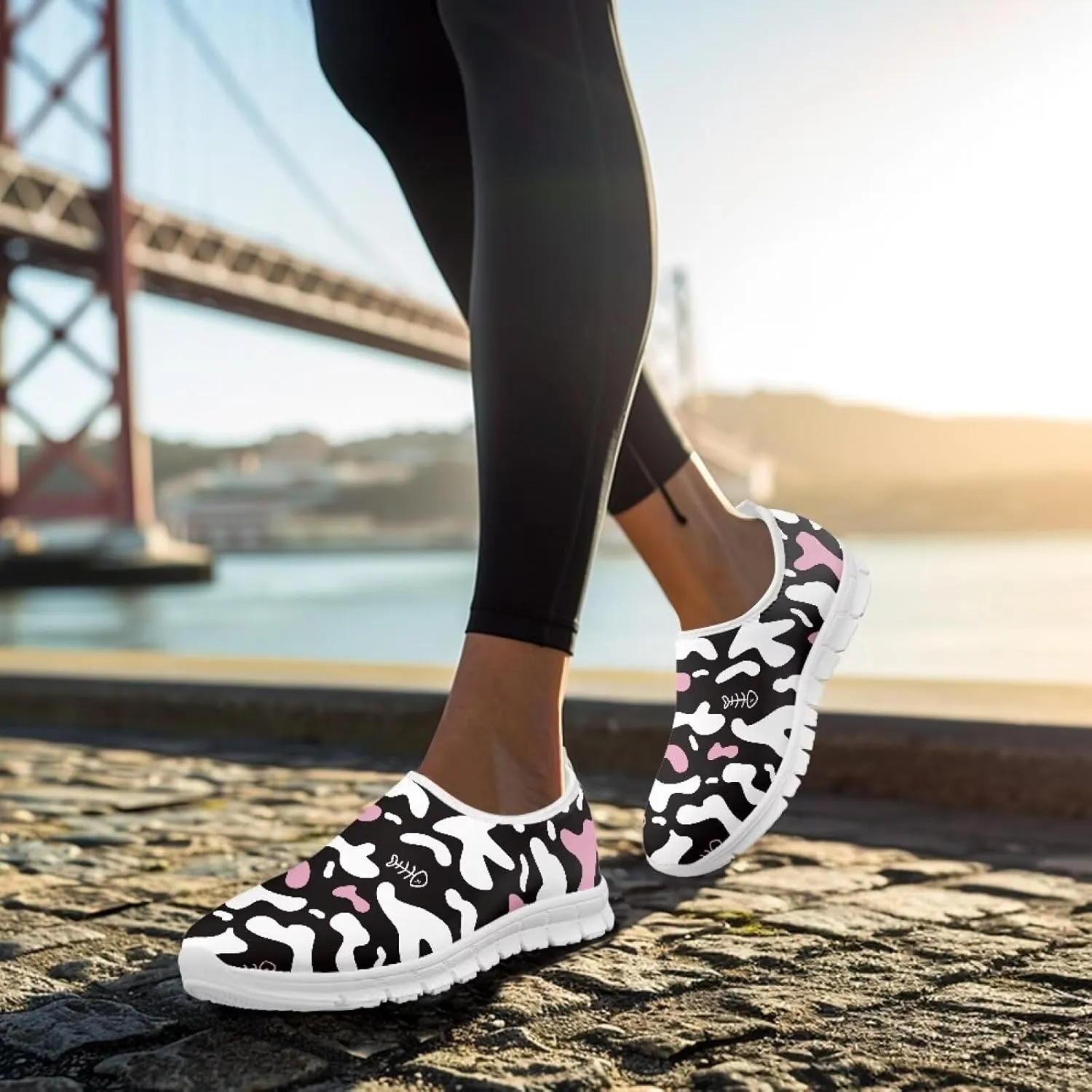 Women's Animal Print Slip On Shoes Low Cut Casual Walking Shoes Comfortable Outdoor Sports Running Flat Sneakers