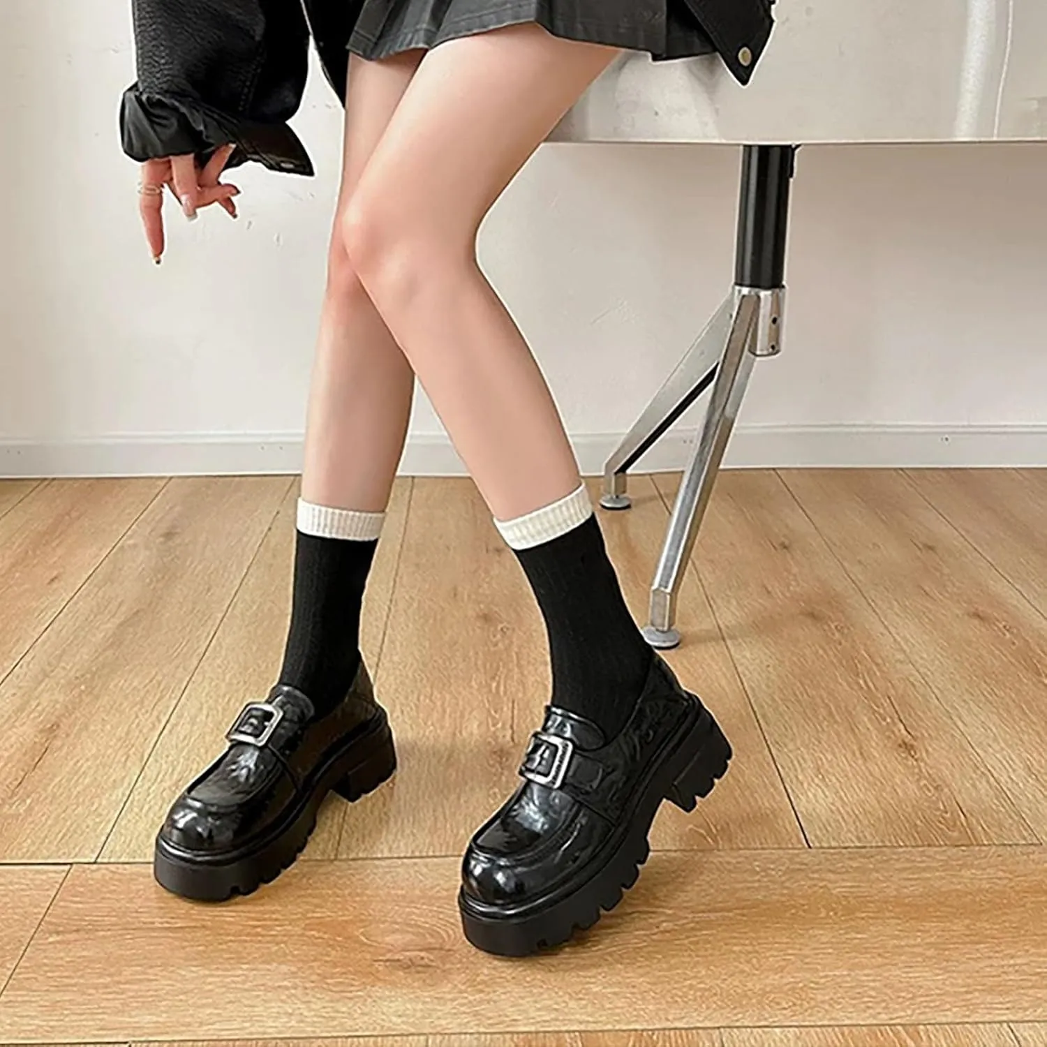 Women's Chunky Heel Brogues Oxford Shoes New British Style Buckle with Hidden Thick-Soled Heightening Women's New Leather Shoes